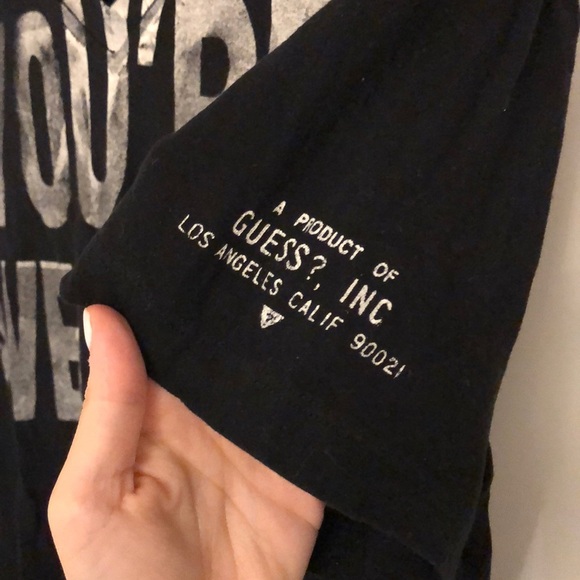 Guess Graphic Tee - Picture 3 of 6